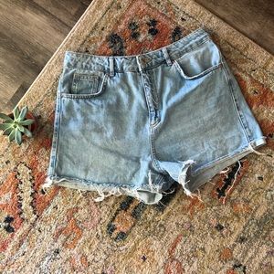 Topshop | Girlfriend Shorts